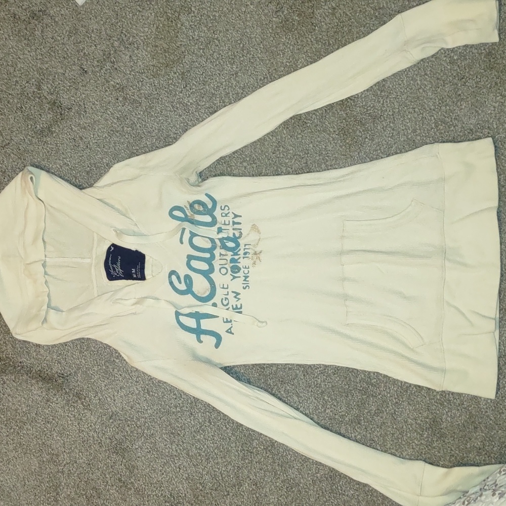Woman's American eagle top